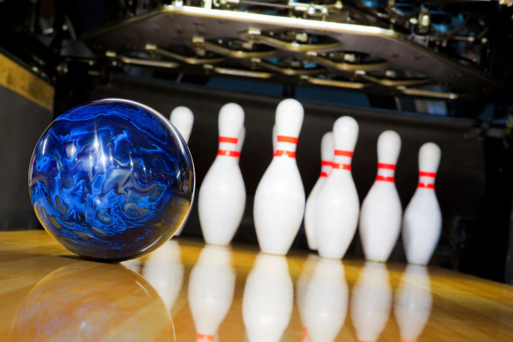 10 Surprising Benefits of Bowling for Your Body, Mind, and Social Life